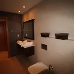 T1 Rocha Prime / 1ª Linha شقة