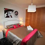 T1 Rocha Prime / 1ª Linha *