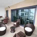 T1 Rocha Prime / 1ª Linha *