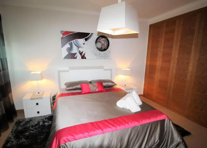 T1 Rocha Prime / 1ª Linha *