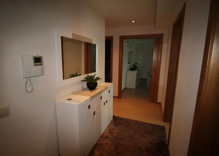 Apartament T1 Rocha Prime / 1ª Linha *