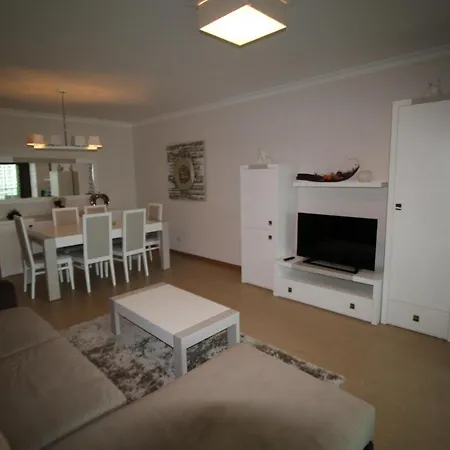 Apartment T1 Rocha Prime / 1ª Linha