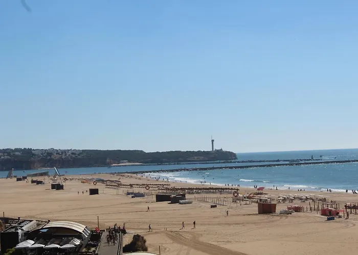 Apartment T1 Rocha Prime / 1ª Linha