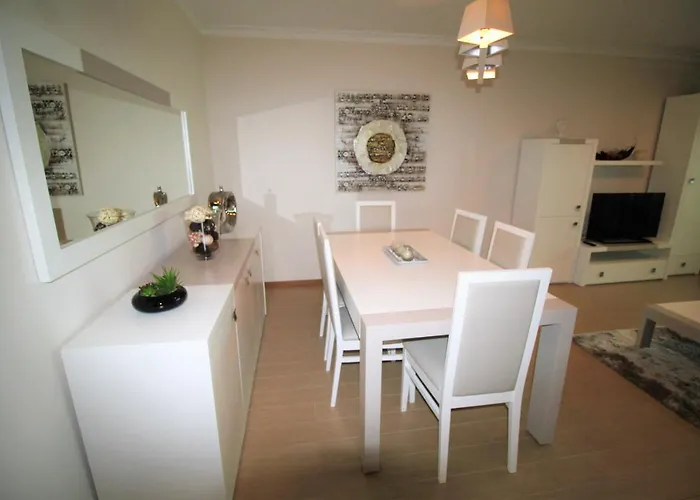 Apartment T1 Rocha Prime / 1ª Linha *